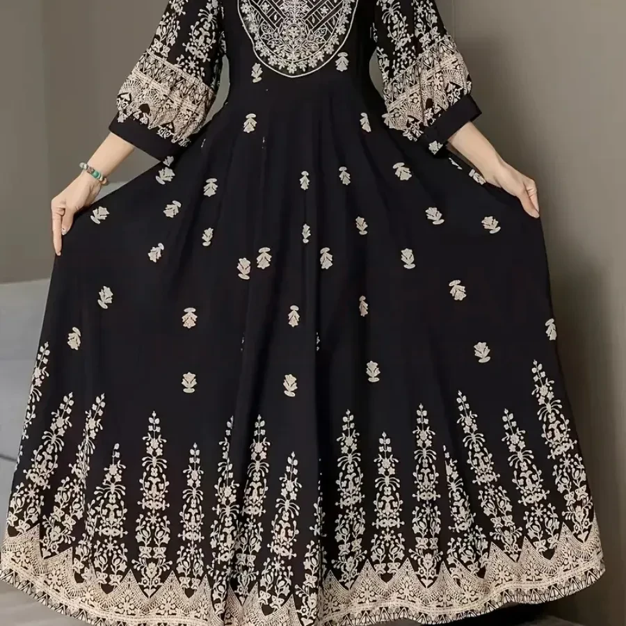 Middle Eastern Plus-Size Embroidered Dress